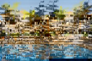 Marylanza Suites & Spa