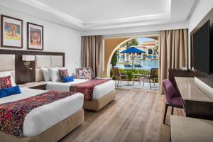 Pickalbatros White Beach Resort