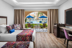 Pickalbatros White Beach Resort