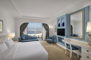 Al Habtoor Grand Resort, Autograph Collection