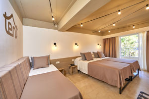 Woonvoorbeeld standaardkamer (3 pers.)