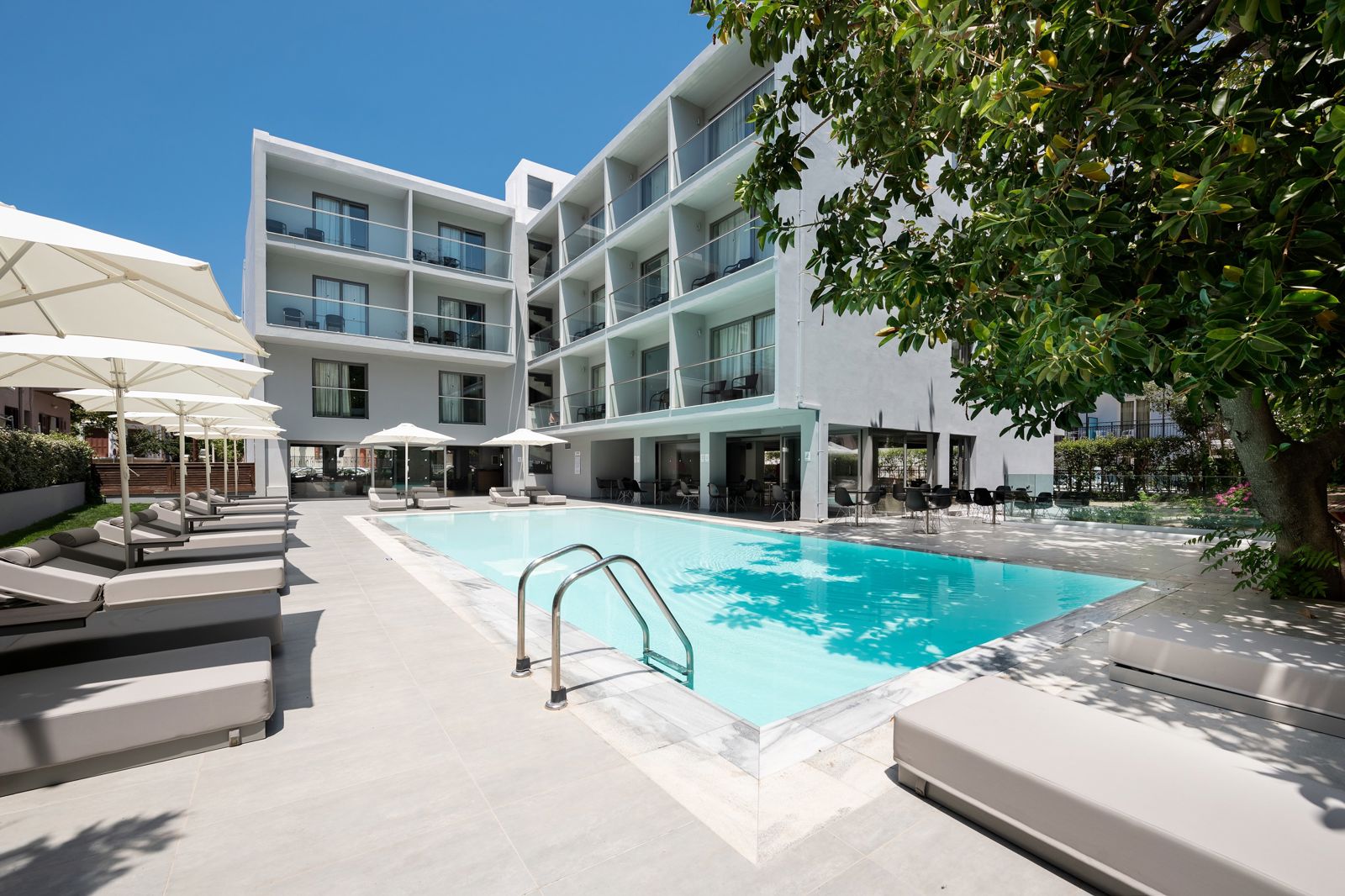 Oktober Downtown slide 1