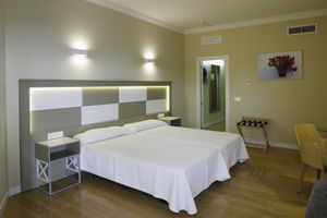 Fly & Go Torreblanca Hotel