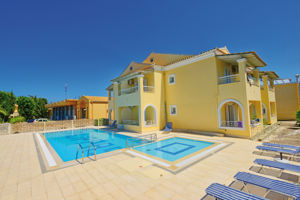 Fly & Go Filippas Apartments