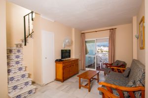 Las Rosas de Capistrano