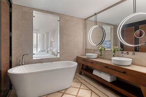 Rixos the Palm Dubai Hotel & Suites