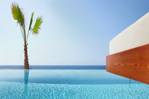 Woonvoorbeeld superiorkamer swimup met zeezicht