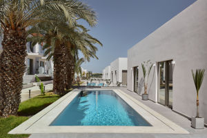 Enorme Santana Island