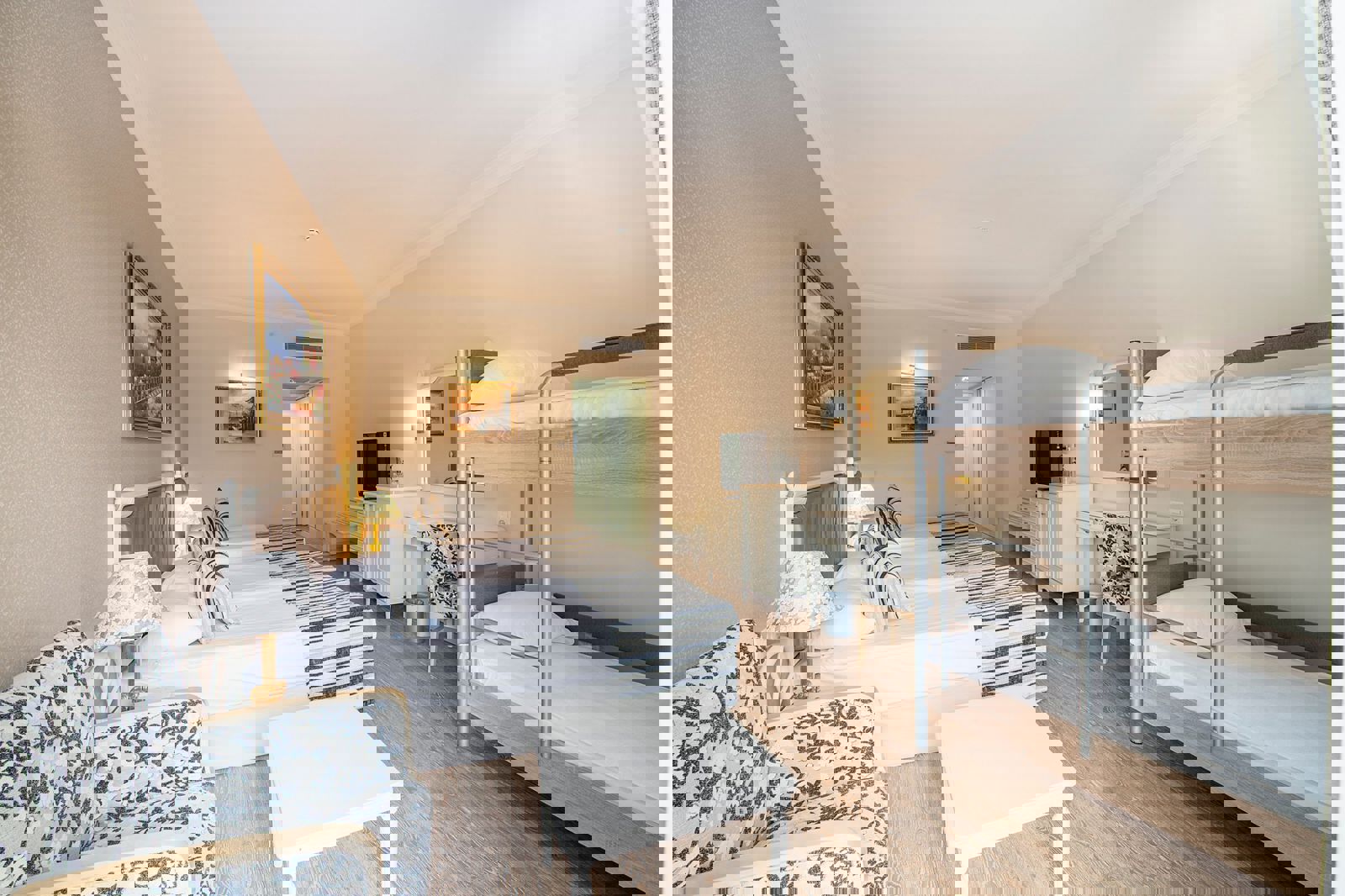 Crystal Tat Beach billede 5