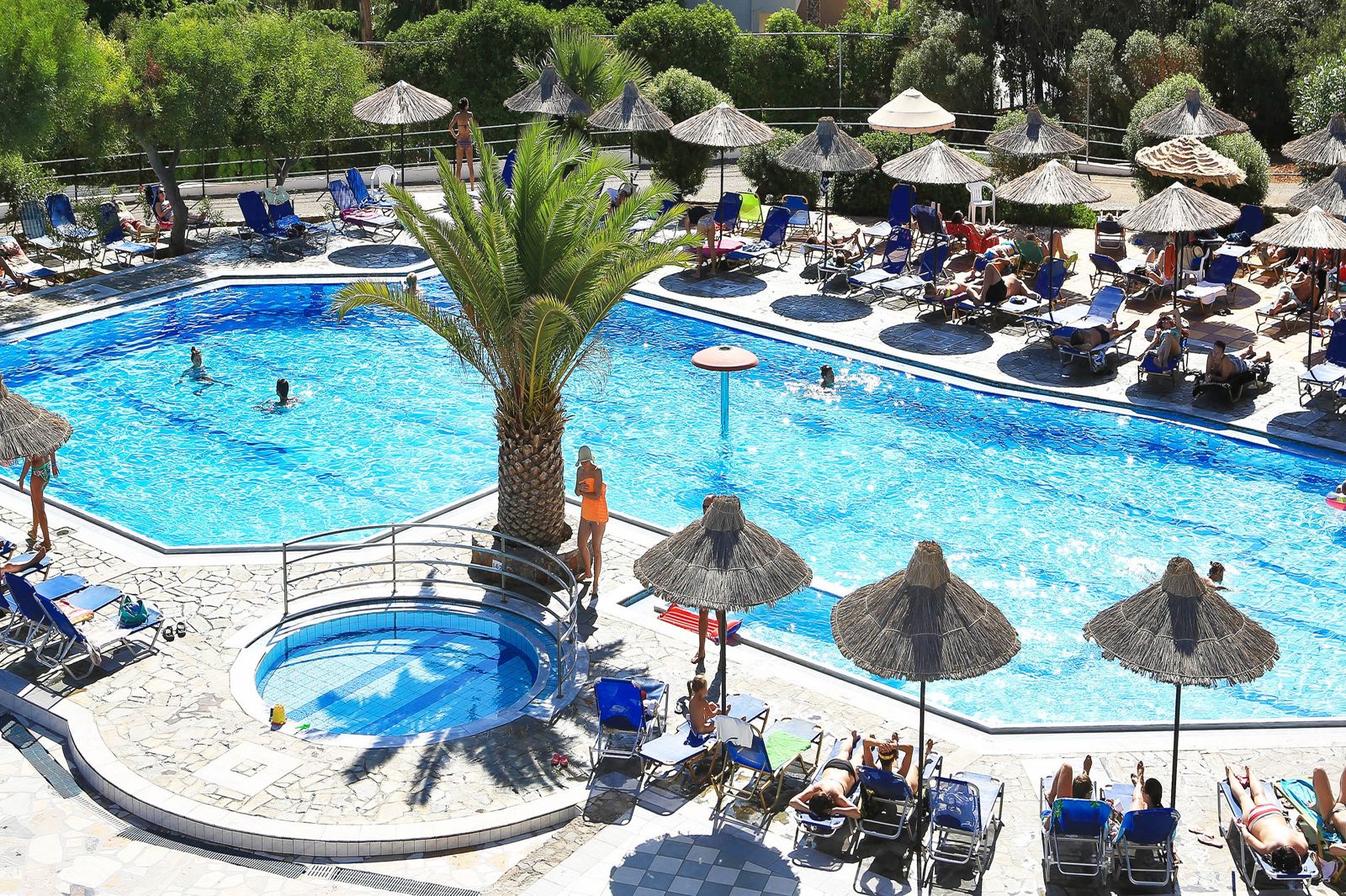 Semiramis Village - billede 2