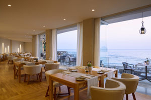 Tortuga bar restaurant