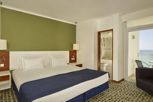 Woonvoorbeeld standaardkamer zeezicht