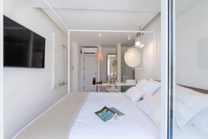 California Urban Beach Hotel