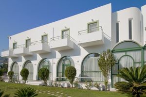 Alexandra Beach Aparthotel