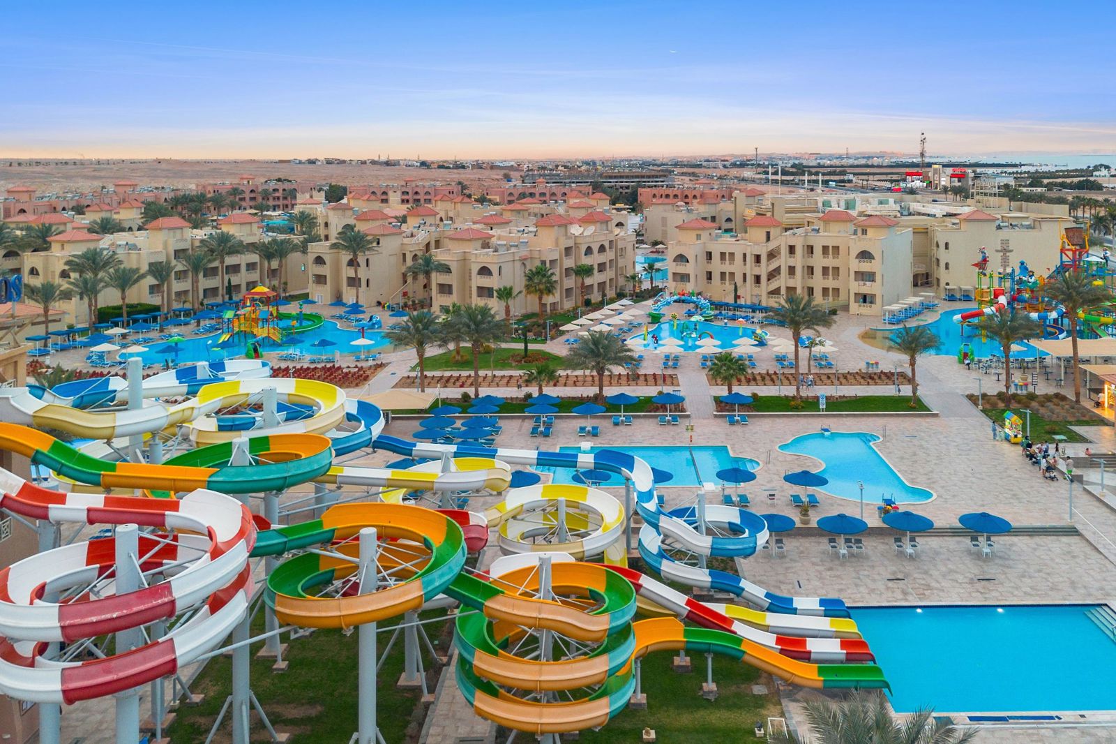 Pickalbatros Aqua Park Resort Hurghada slide 1