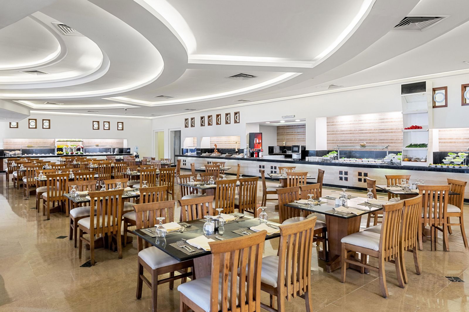 Pickalbatros Aqua Park Resort Hurghada slide 5