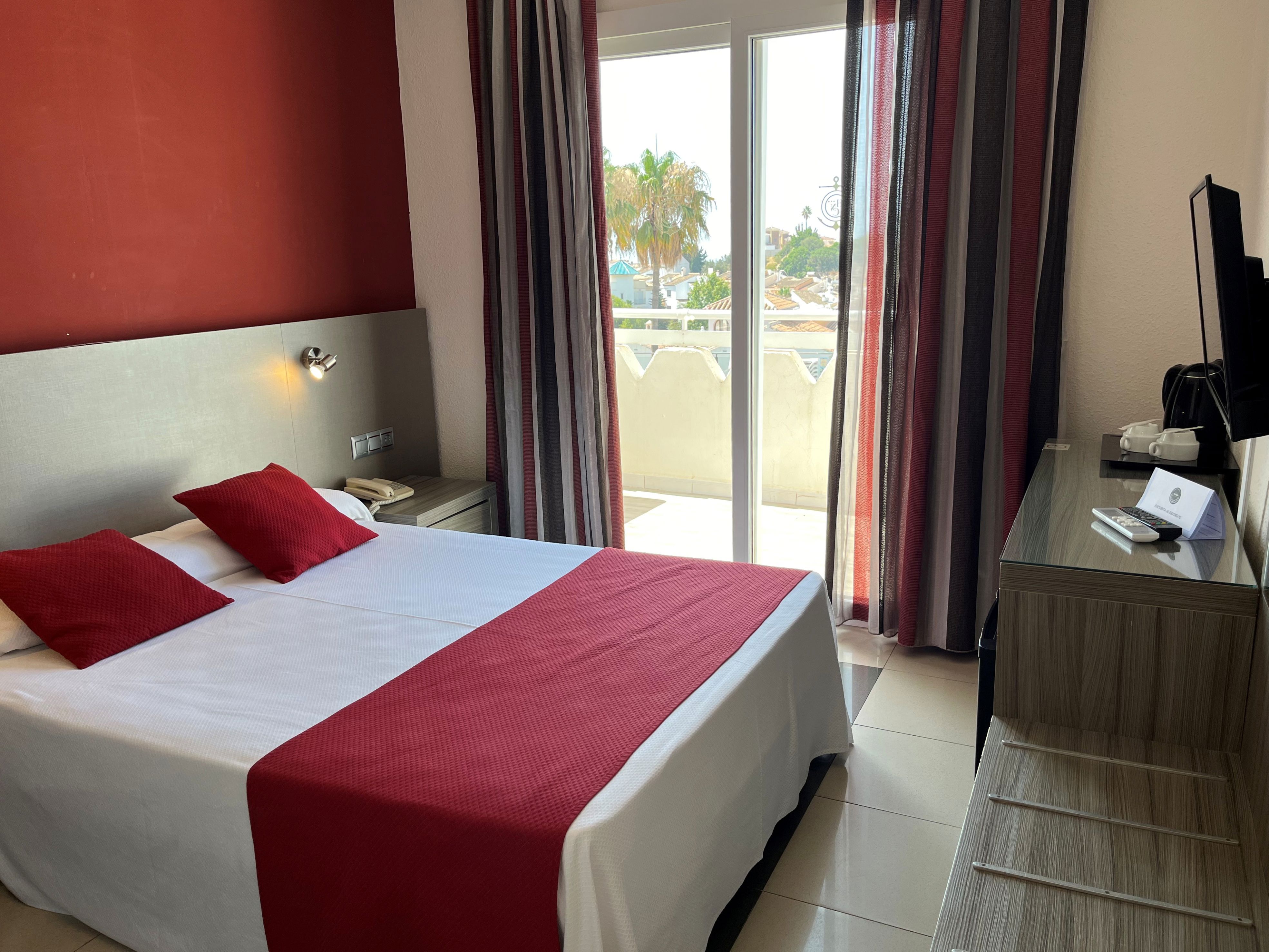 Nerja Club Spa & By Dorobe