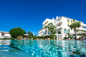Vale d'el Rei Suites & Villa's Hotel