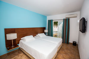 Vale d'el Rei Suites & Villa's Hotel