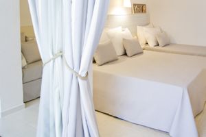 Fergus Pineda Splash