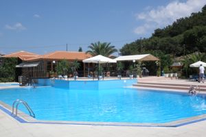 Fly & Go Acropol Appartementen