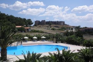 Fly & Go Acropol Appartementen