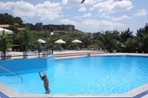 Fly & Go Acropol Appartementen