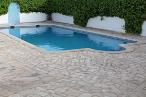 Cheerfulway Oura Village