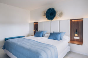 Woonvoorbeeld suite zwembadzicht & familie suite zwambadzicht