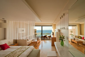 Woonvoorbeeld Suite met prive zwembad en zeezicht