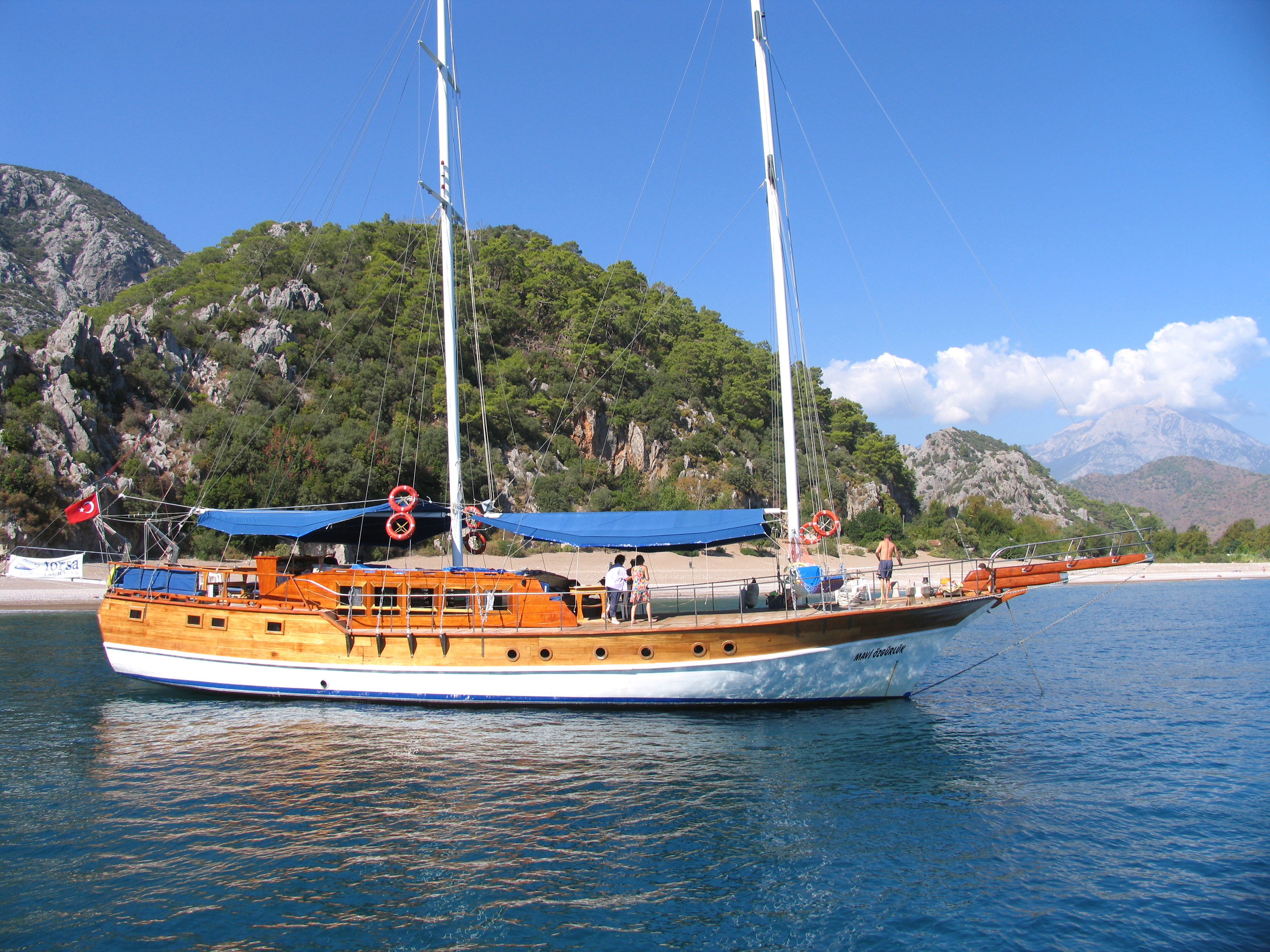 Blue Cruise & Linda Hotel