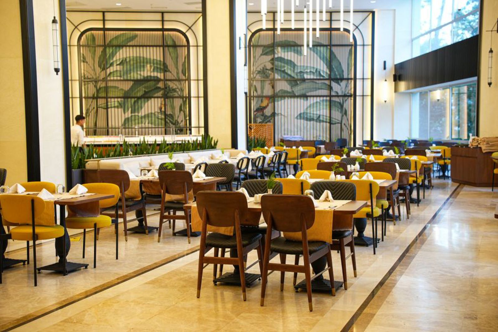 Orka Lotus Beach slide 4