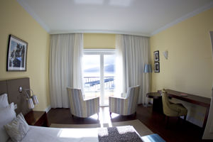 Woonvoorbeeld standaardkamer (zijzeezicht of zeezicht)