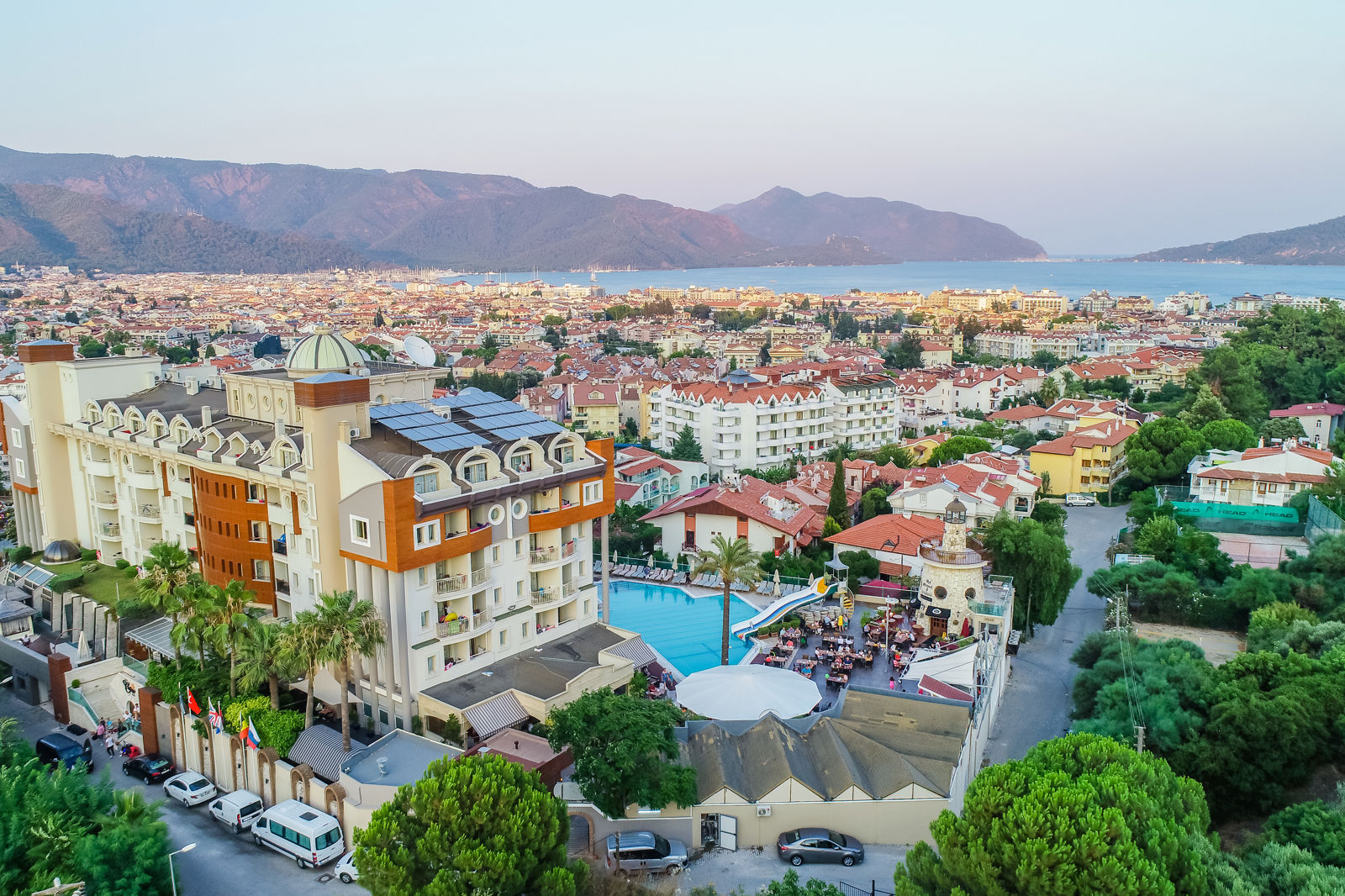 Grand Cettia slide 3