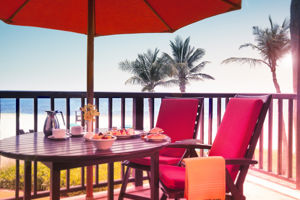 Woonvoorbeeld palm tree court suite