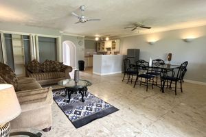 Woonvoorbeeld 3-kamerappartement Kololi