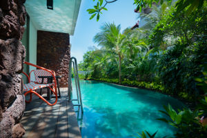 Woonvoorbeeld Deluxe kamer met zwembad toegang