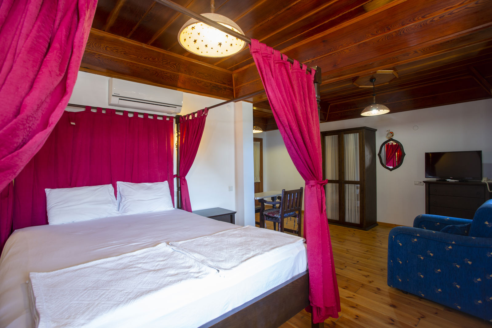 Villa Aquarius slide 5