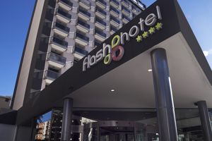 Flash Hotel