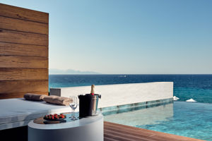 Woonvoorbeeld suite privezwembad honeymoon