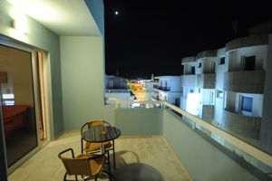 Woonvoorbeeld balkon van de appartementen