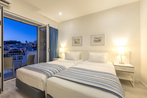 Woonvoorbeeld standaardkamer met balkon