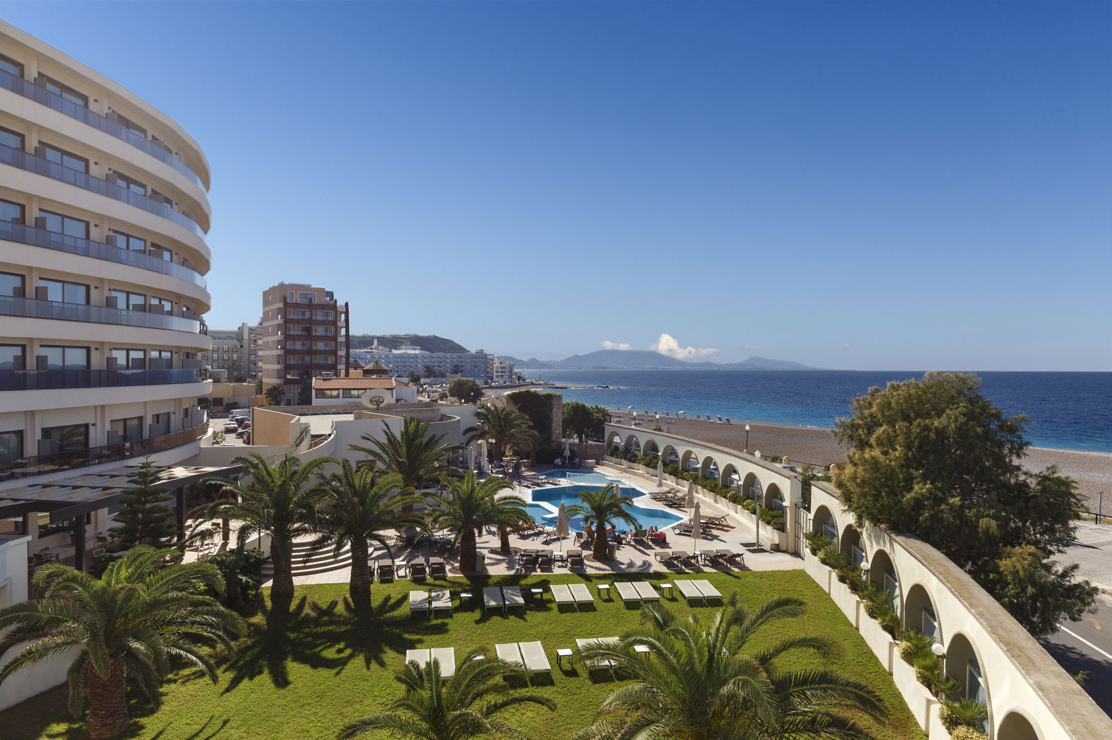 Cactus Hotel slide 1