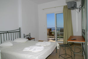 Nikolas Villas Agia Pelagia