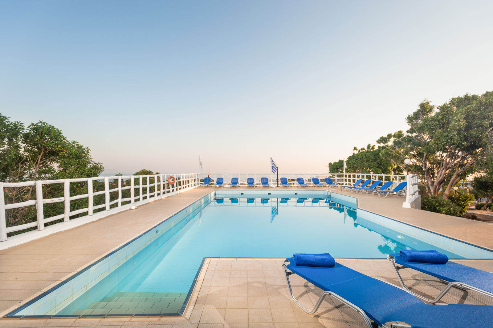 Panorama Seaview slide 1