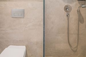 Woonvoorbeeld elegante superiorkamer tuinzicht of zeezicht