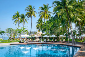 Hotel The Regent Beach Resort