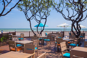 Hotel The Regent Beach Resort