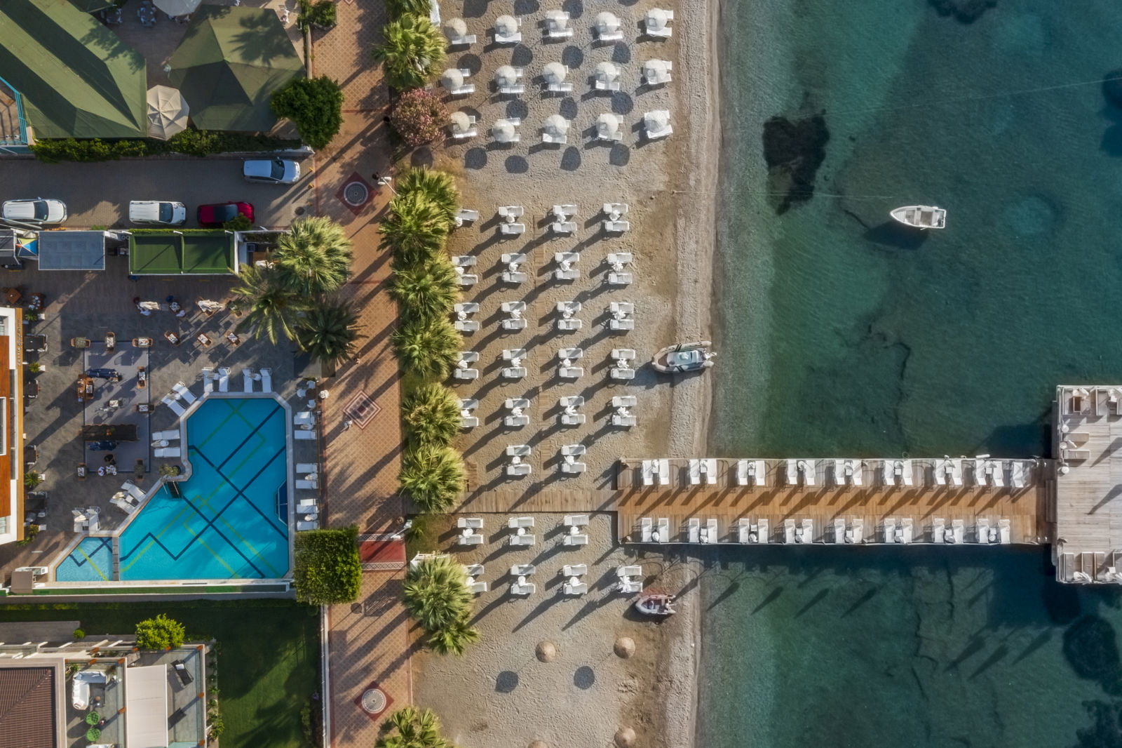 Cettia Beach Resort slide 2