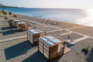 Amada Colossos Resort